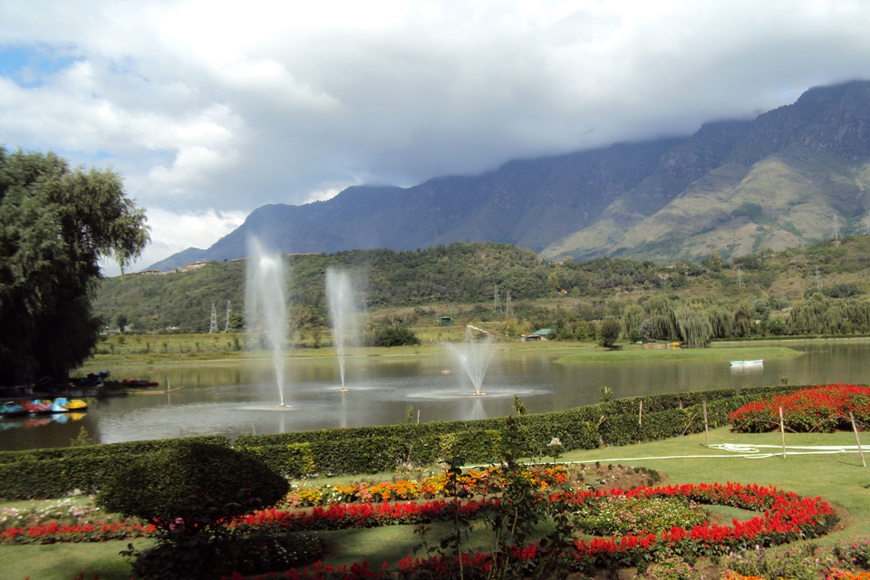 Jawaharlal Nehru Memorial Botanical Gardens, Srinagar