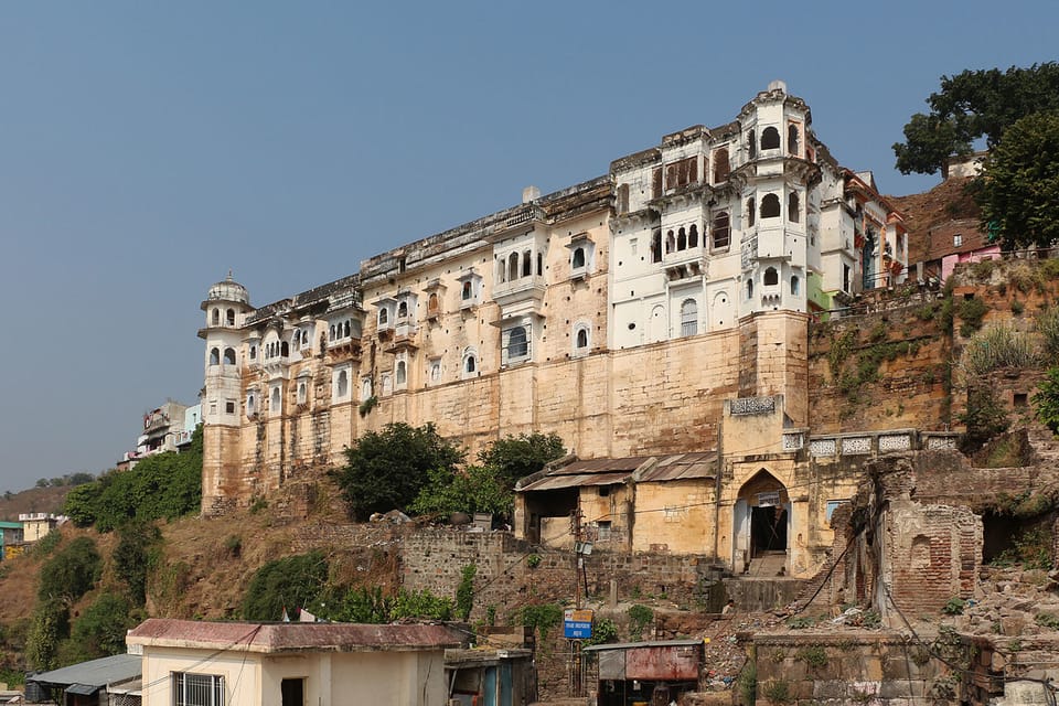 Omkareshwara Palace - view